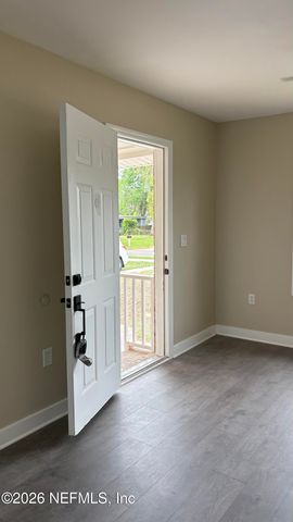 5933 JAMMES Road, Jacksonville, FL 32244