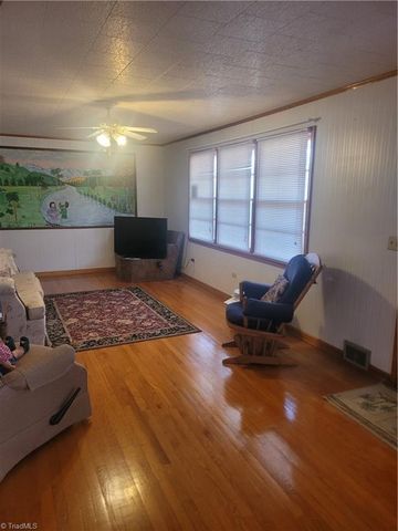 250 Hilltop Acres Street, North Wilkesboro, NC 28659