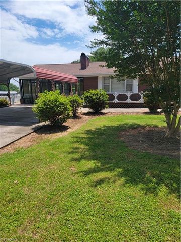 250 Hilltop Acres Street, North Wilkesboro, NC 28659