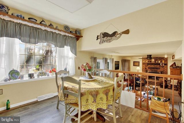 78 TWIN LAKES DR, Gettysburg, PA 17325