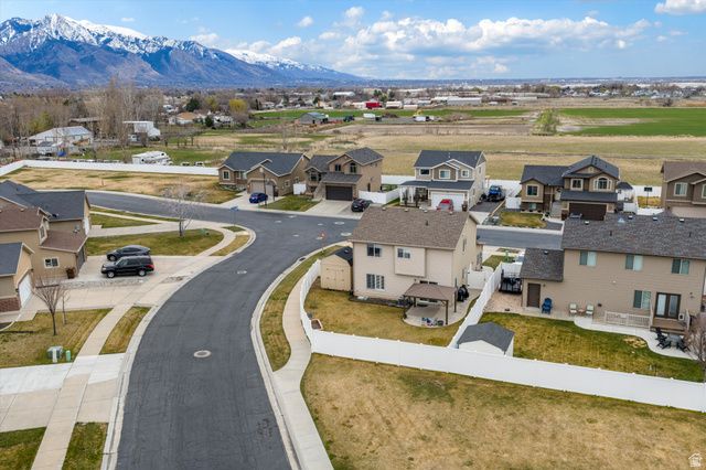 804 WILLOWBROOK LN, Pleasant View, UT 84404