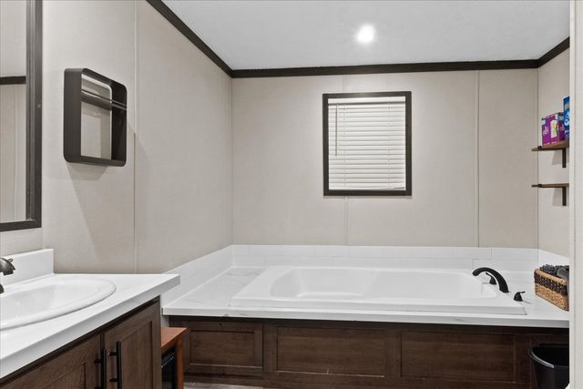 1416 S High St, Columbia, TN 38401