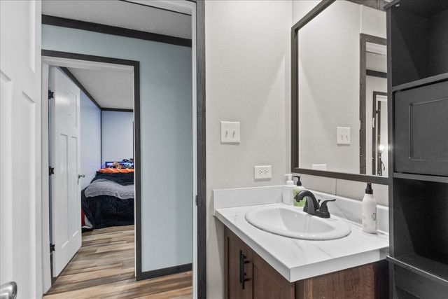 1416 S High St, Columbia, TN 38401