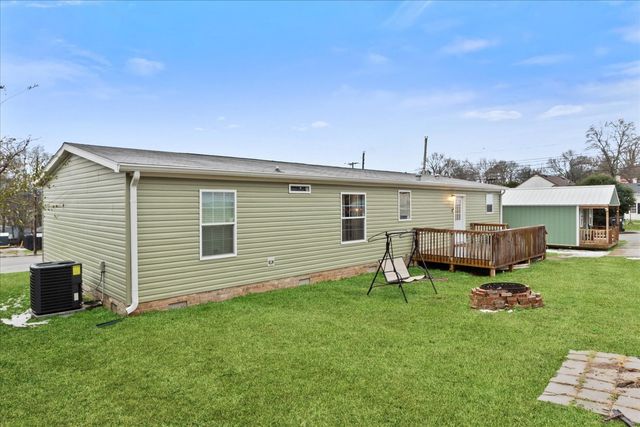 1416 S High St, Columbia, TN 38401