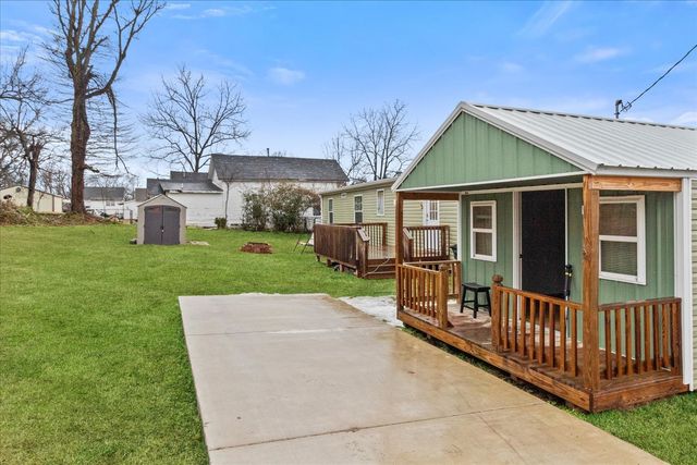 1416 S High St, Columbia, TN 38401