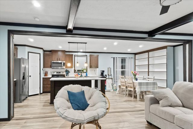 1416 S High St, Columbia, TN 38401