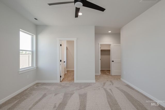 8214 E Cool River Loop, Nampa, ID 83687