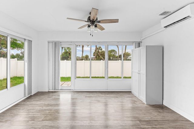 125 Raintree Trail, Jupiter, FL 33458