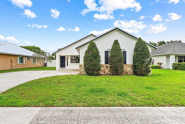 125 Raintree Trail, Jupiter, FL 33458