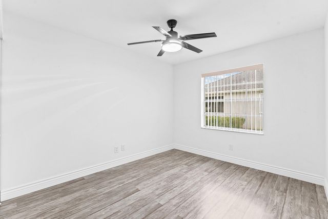 125 Raintree Trail, Jupiter, FL 33458