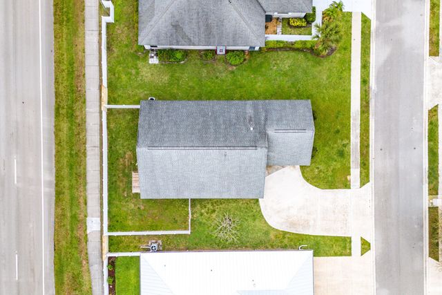 125 Raintree Trail, Jupiter, FL 33458