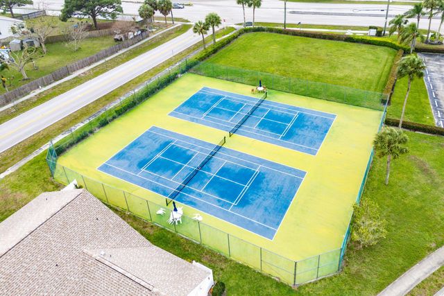 125 Raintree Trail, Jupiter, FL 33458