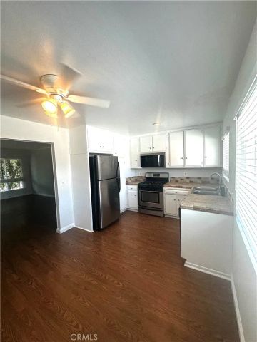 660 S Glassell 88, Orange, CA 92866