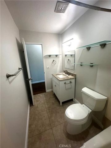 660 S Glassell 88, Orange, CA 92866