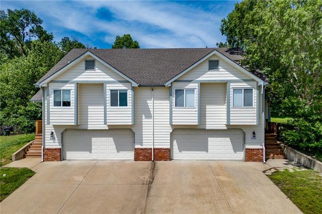 3410 Augusta Drive, Lawrence, KS 66047