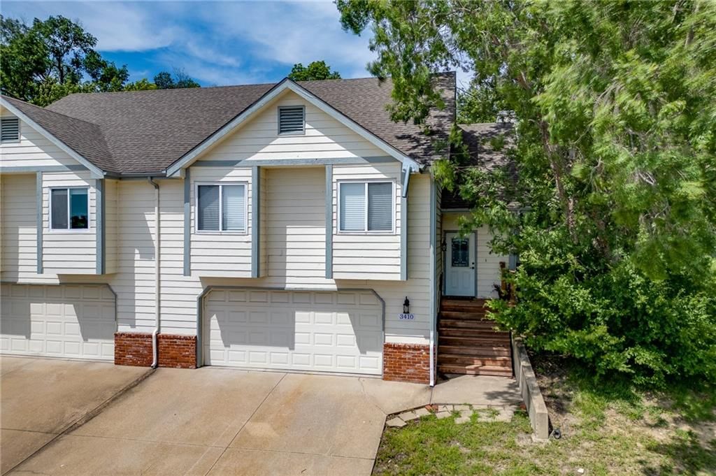 3410 Augusta Drive, Lawrence, KS 66047