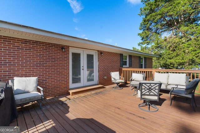 88 Smith Street, Locust Grove, GA 30248