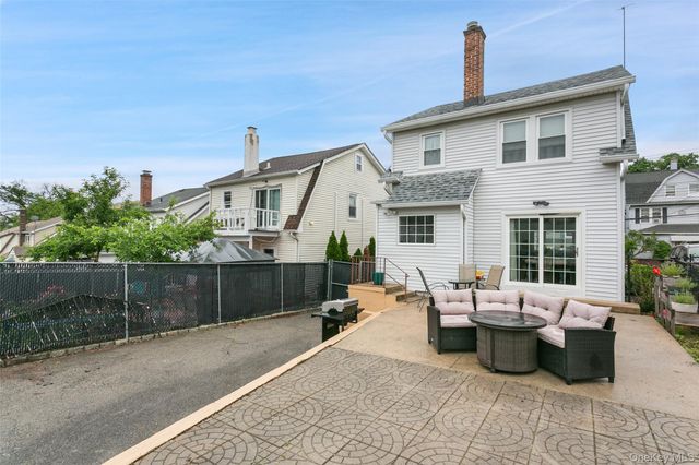 38 Emmett Terrace, New Rochelle, NY 10805