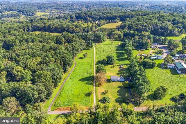 227 PARSONS RD, Landenberg, PA 19350