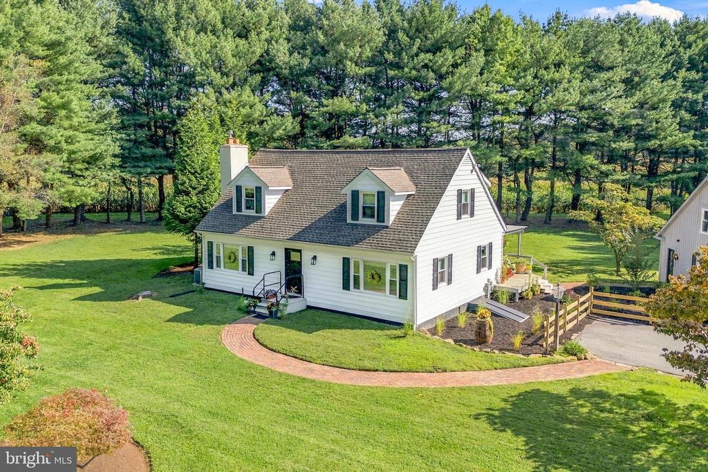 227 PARSONS RD, Landenberg, PA 19350