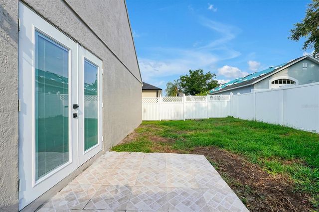 2455 PARSONS POND CIRCLE, Kissimmee, FL 34743