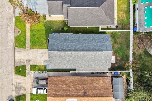 2455 PARSONS POND CIRCLE, Kissimmee, FL 34743