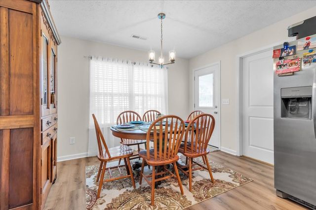 283 Timber Cir, Manchester, TN 37355