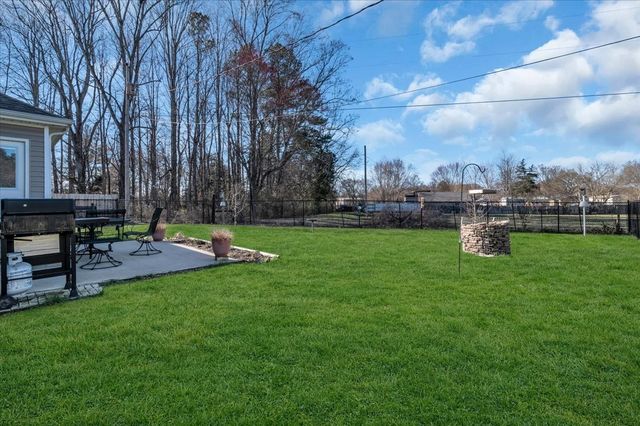 283 Timber Cir, Manchester, TN 37355