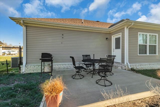 283 Timber Cir, Manchester, TN 37355