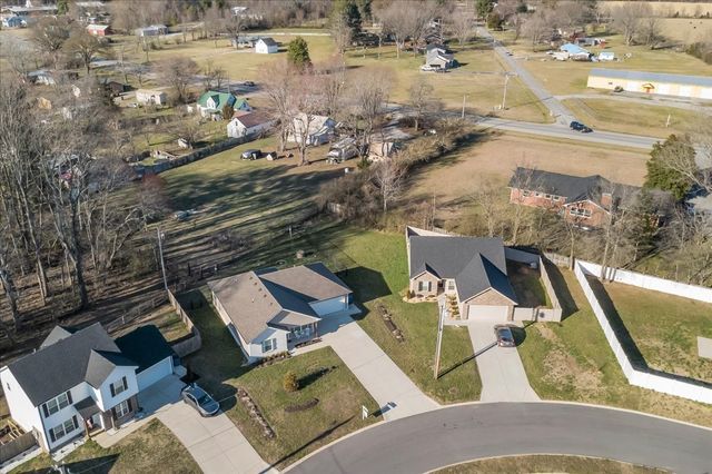 283 Timber Cir, Manchester, TN 37355