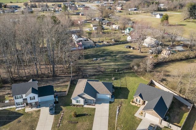 283 Timber Cir, Manchester, TN 37355