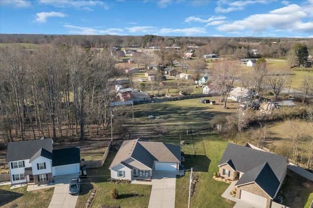 283 Timber Cir, Manchester, TN 37355