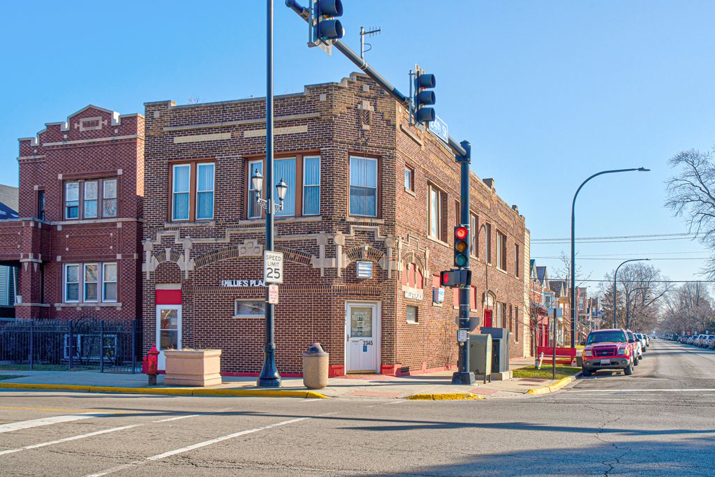 2345 S Central Avenue, Cicero, IL 60804