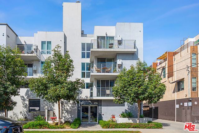 5229 Willowcrest Avenue 402, North Hollywood (los Angeles), CA 91601