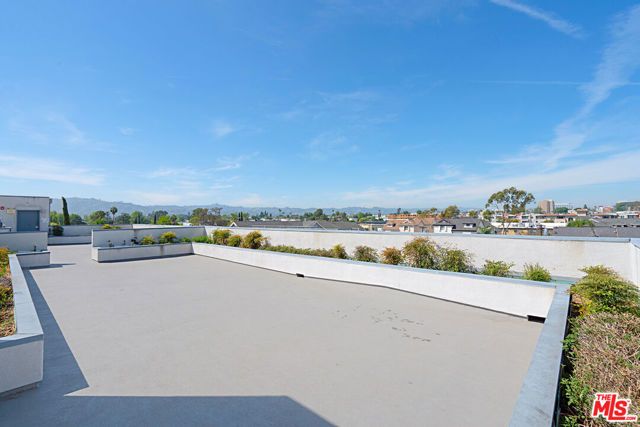 5229 Willowcrest Avenue 402, North Hollywood (los Angeles), CA 91601