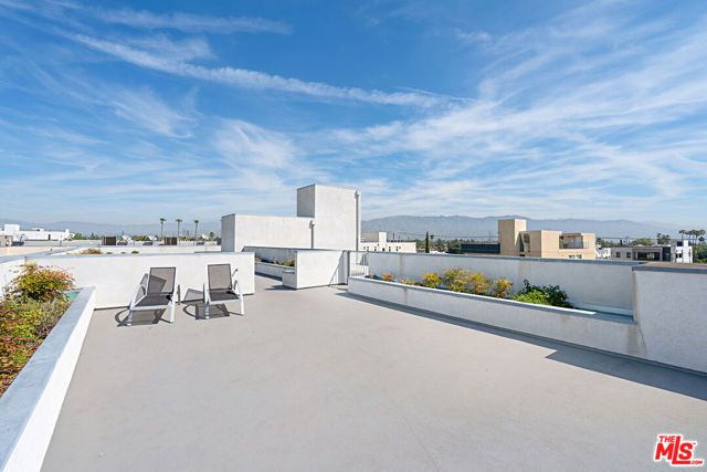 5229 Willowcrest Avenue 402, North Hollywood (los Angeles), CA 91601