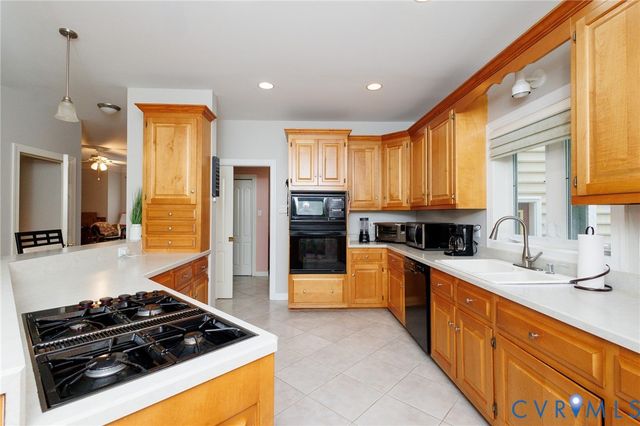 8143 Seaview Dr, Chesterfield, VA 23838