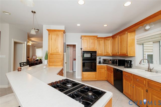8143 Seaview Dr, Chesterfield, VA 23838