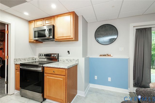 8143 Seaview Dr, Chesterfield, VA 23838