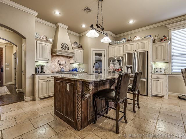 13223 S 68th East Avenue, Bixby, OK 74008