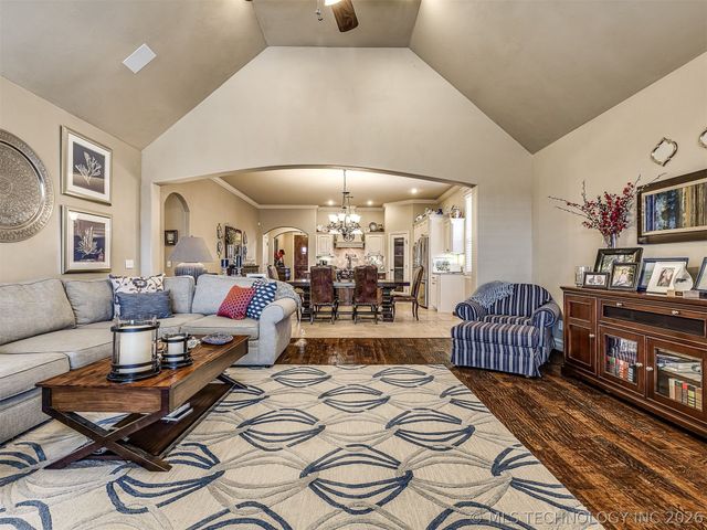 13223 S 68th East Avenue, Bixby, OK 74008