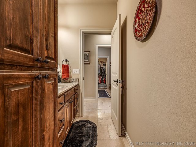 13223 S 68th East Avenue, Bixby, OK 74008