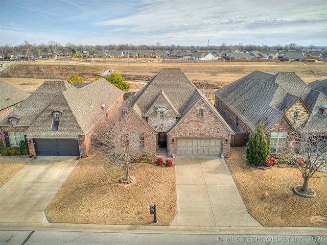 13223 S 68th East Avenue, Bixby, OK 74008