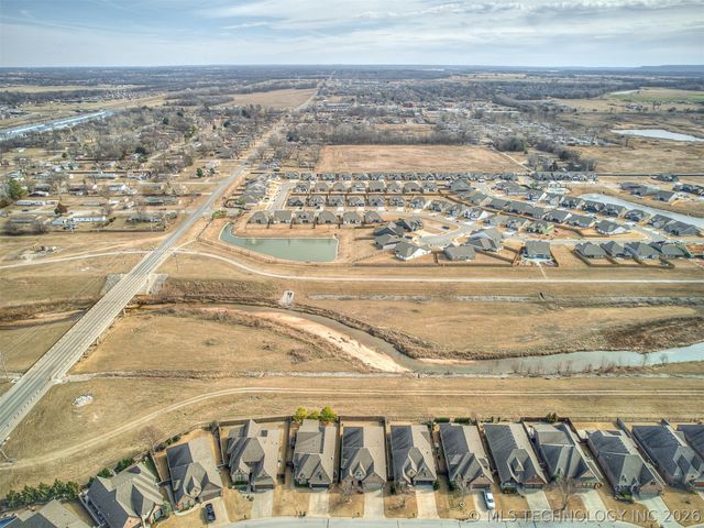 13223 S 68th East Avenue, Bixby, OK 74008