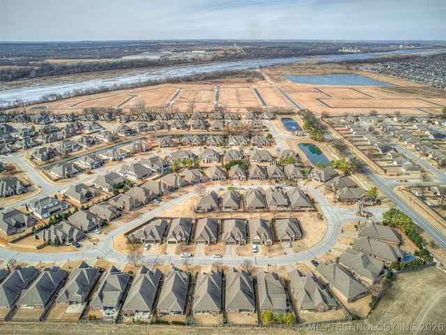 13223 S 68th East Avenue, Bixby, OK 74008