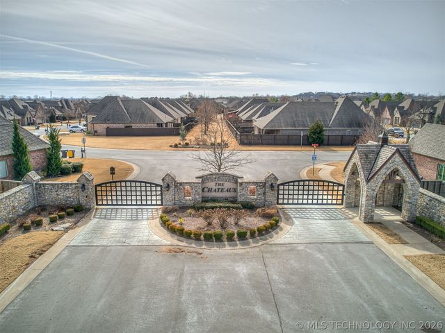 13223 S 68th East Avenue, Bixby, OK 74008