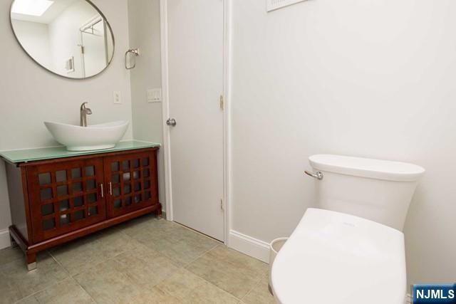 615 Bartell Place, Ridgewood, NJ 07450