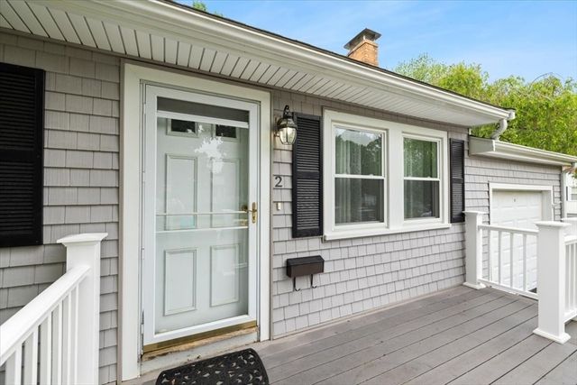 2 Margaret Rd, Foxboro, MA 02035