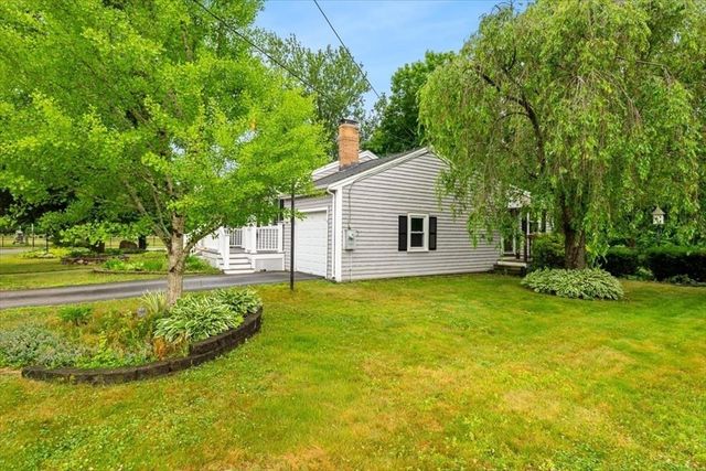 2 Margaret Rd, Foxboro, MA 02035
