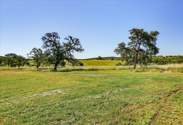 20012 White Oak Dr, Grass Valley, CA 95949